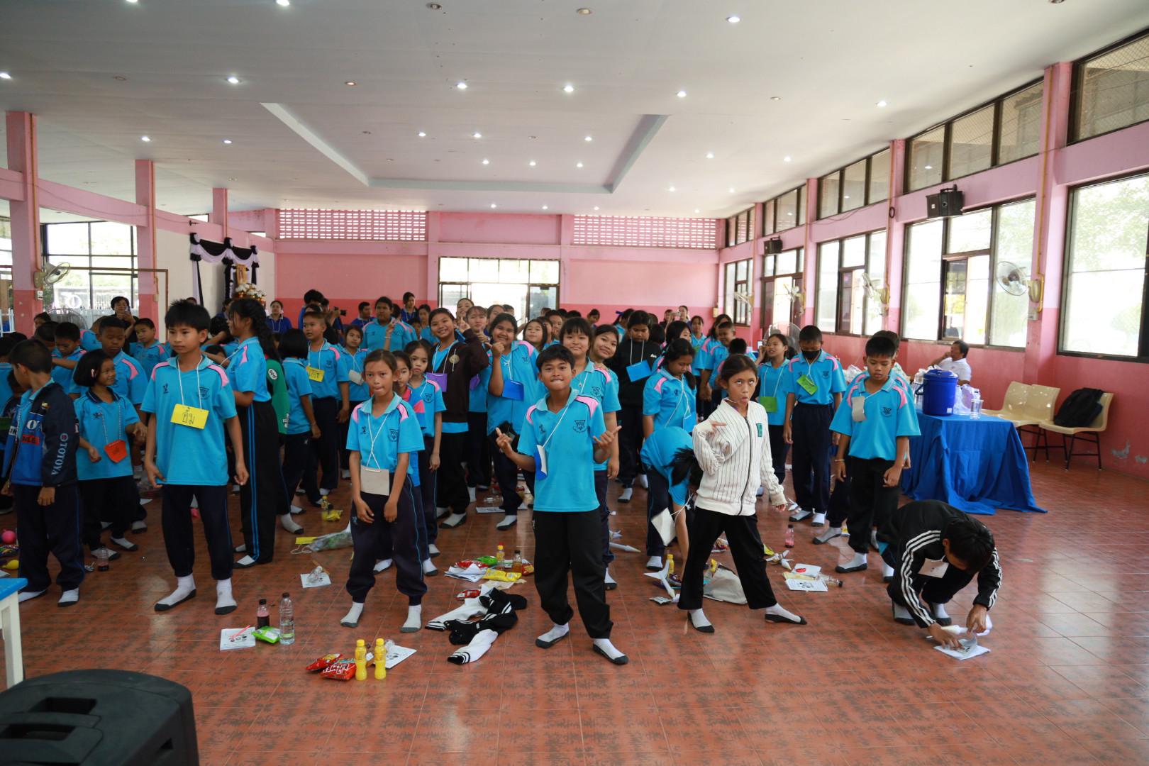 381. วันที่ 27 มกราคม 2569 โปรแกรมวิชาวิทยาศาสตร์ทั่วไป ได้จัดค่ายสเต็มศึกษาให้กับนักเรียนชั้นประถมศึกษาปีที่1-6 ณ โรงเรียนอนุบาลคลองขลุง จ.กำแพงเพชร